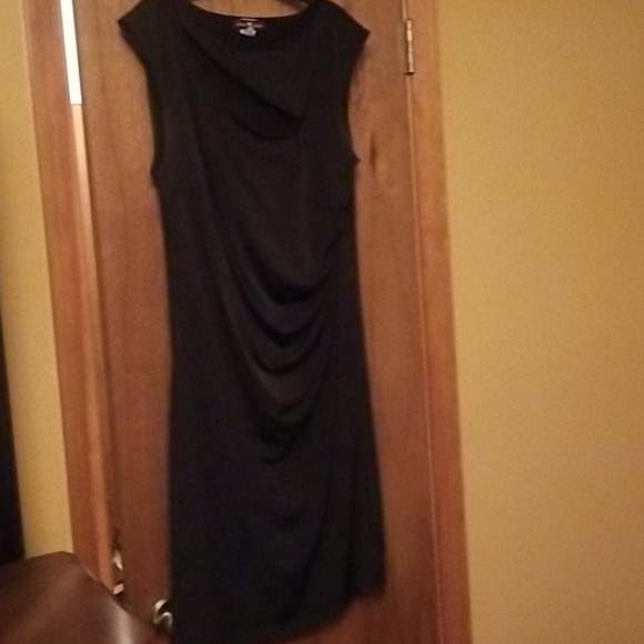 Dress - Picture 1 of 3